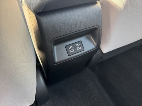 Used 2024 Toyota Corolla LE FWD image 20