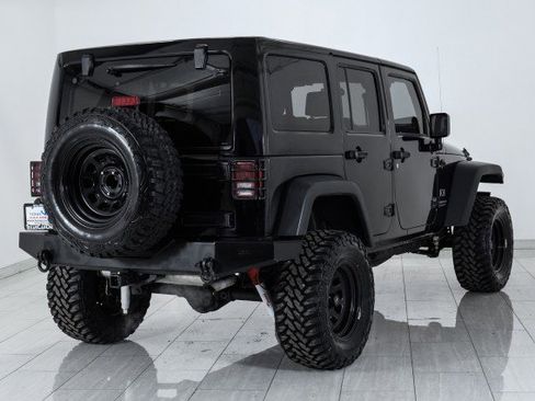 Used 2008 Jeep Wrangler Unlimited X image 6