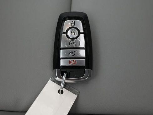 Used 2025 Ford Explorer Active w/ Active Comfort Package image 25