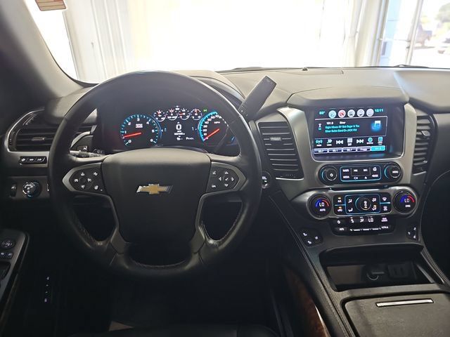 Used 2017 Chevrolet Suburban Premier AWD/4WD image 13