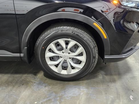 Used 2024 Honda CR-V LX image 10