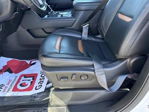 Used 2024 GMC Sierra 2500 AT4 w/ AT4 Premium Plus Package image 11