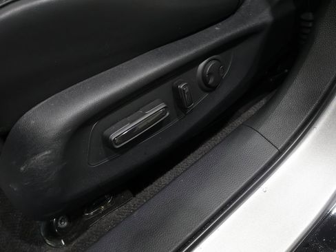 Used 2024 Honda Accord Touring image 12