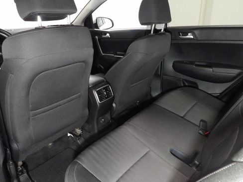 Used 2021 Kia Sportage LX AWD/4WD image 11