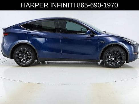 Used 2023 Tesla Model Y Long Range AWD/4WD image 49