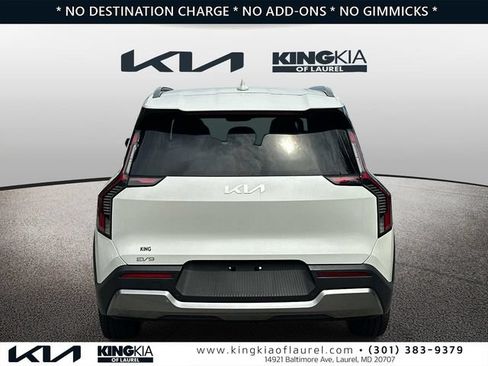 Used 2024 Kia EV9 Wind AWD/4WD image 24