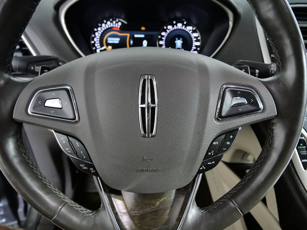 Used 2018 Lincoln MKX Reserve w/ Canadian Touring Package AWD/4WD image 22
