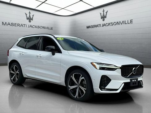 Used 2022 Volvo XC60 B6 R-Design w/ Advanced Package image 35