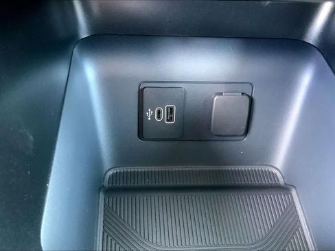 New 2026 Ford Explorer Active w/ Active Comfort Package RWD image 19