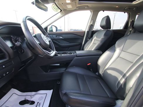 Used 2023 Nissan Rogue SV w/ SV Premium B Package AWD/4WD image 6