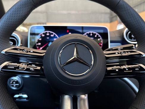 New 2025 Mercedes-Benz C 300 4MATIC Sedan image 27