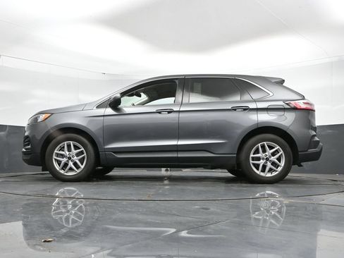 Used 2024 Ford Edge SEL AWD/4WD image 45