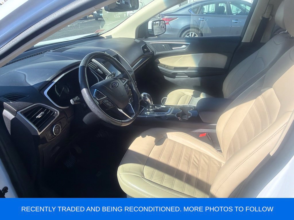 Used 2017 Ford Edge SEL w/ Equipment Group 201A AWD/4WD image 3