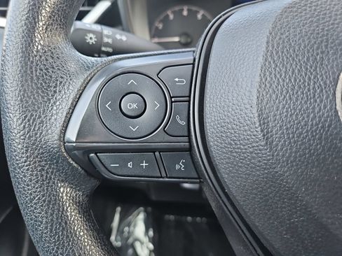 Used 2024 Toyota Corolla LE FWD image 30