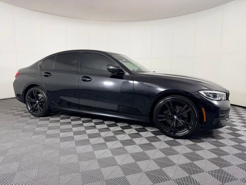 Used 2021 BMW 330i xDrive Sedan w/ Convenience Package AWD/4WD image 3