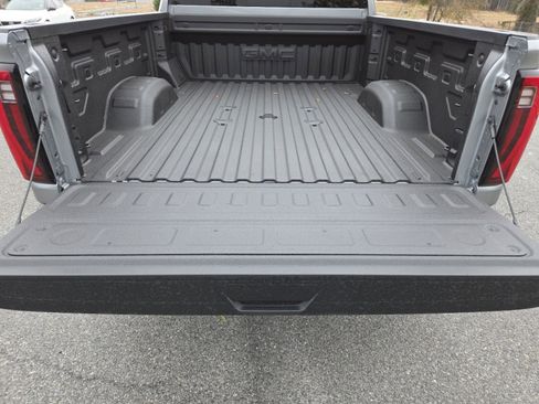 New 2026 GMC Sierra 2500 SLT w/ SLT Premium Package image 23