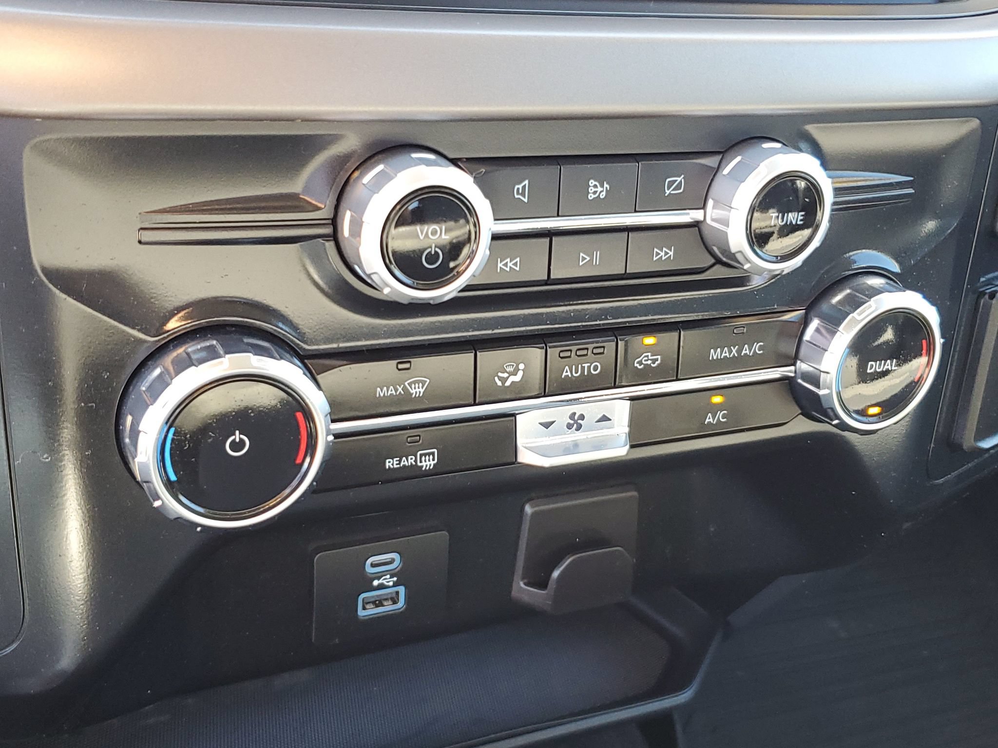 Used 2024 Ford F150 XLT AWD/4WD image 26