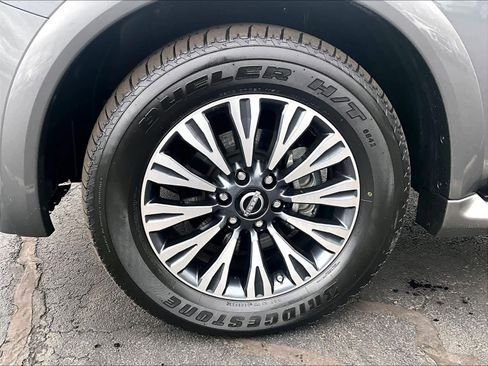 Used 2022 Nissan Armada SL w/ Midnight Edition Package image 7