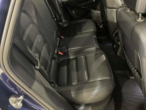 Certified 2026 Porsche Macan Turbo AWD/4WD image 23