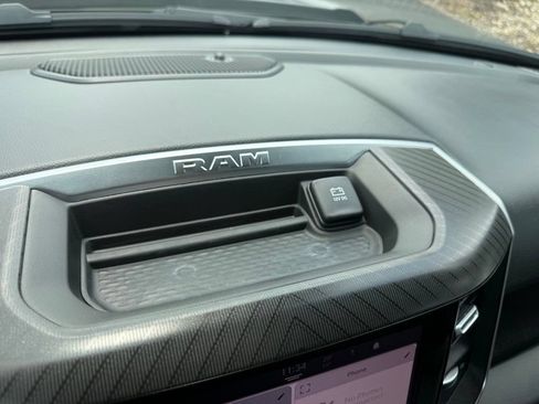 New 2026 RAM 1500 Express AWD/4WD image 22