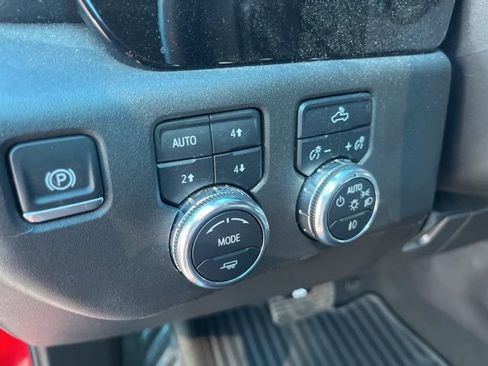 Used 2024 GMC Sierra 1500 Elevation w/ X31 Off-Road Package AWD/4WD image 14