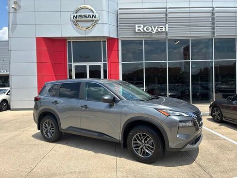 Used 2023 Nissan Rogue S FWD image 1