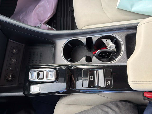 Certified 2023 Hyundai Sonata SEL w/ Convenience Package FWD image 19