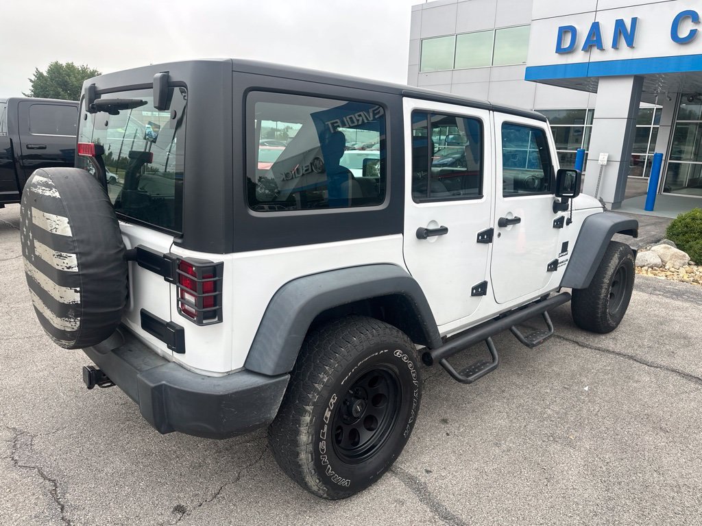 Used 2017 Jeep Wrangler Unlimited Sport w/ Connectivity Group AWD/4WD image 3