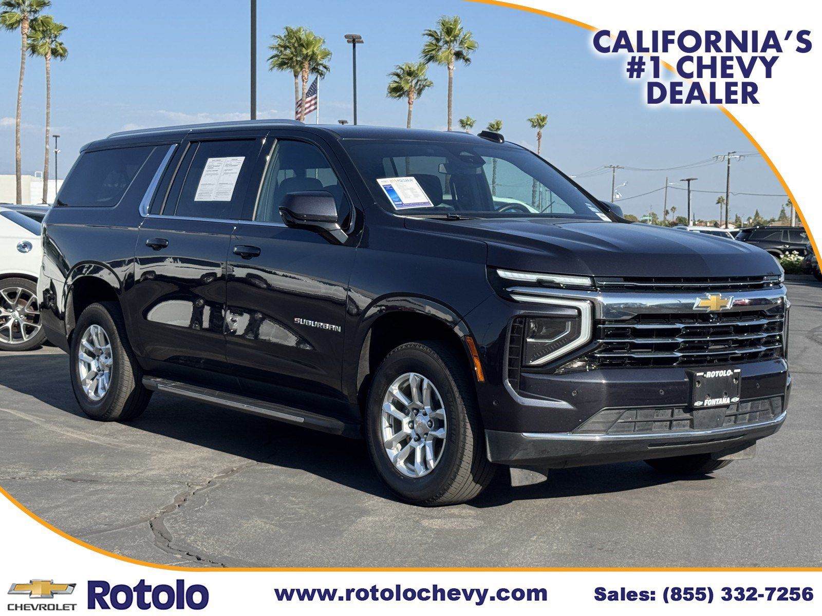 Used 2025 Chevrolet Suburban LT RWD image 1