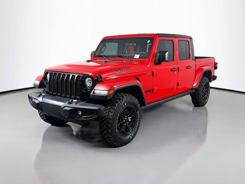 Used 2022 Jeep Gladiator Sport image 3