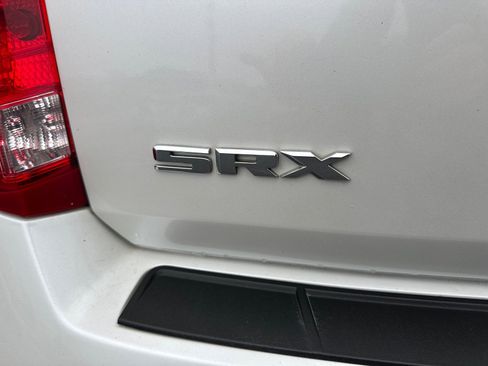 Used 2011 Cadillac SRX Luxury image 10