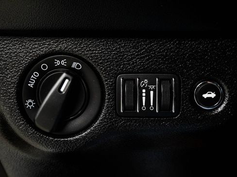 Used 2023 Dodge Challenger SRT Hellcat RWD image 38