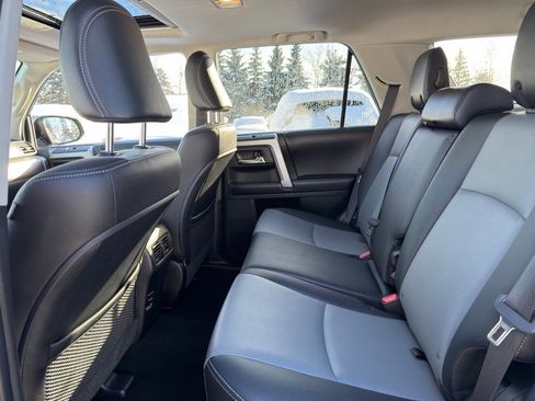 Used 2017 Toyota 4Runner image 32