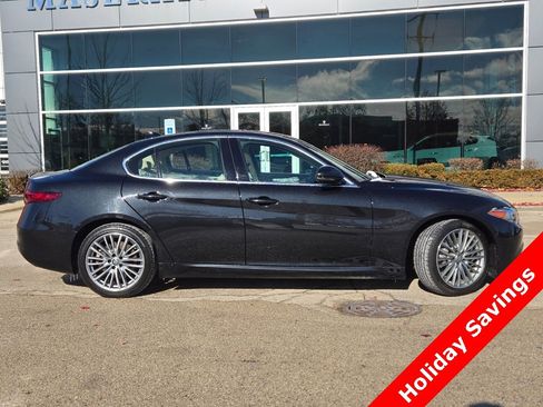 Used 2019 Alfa Romeo Giulia Ti w/ Quick Order Package 22X Lusso image 5