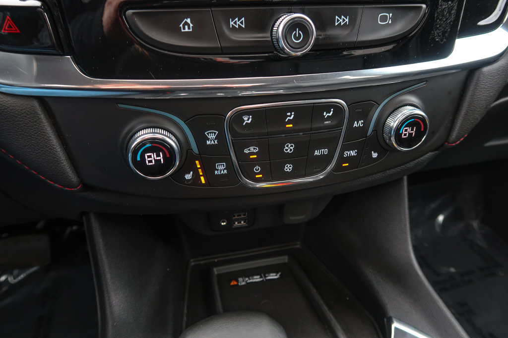 Used 2023 Chevrolet Traverse RS AWD/4WD image 39