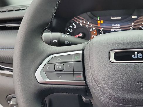 New 2026 Jeep Compass Latitude image 23