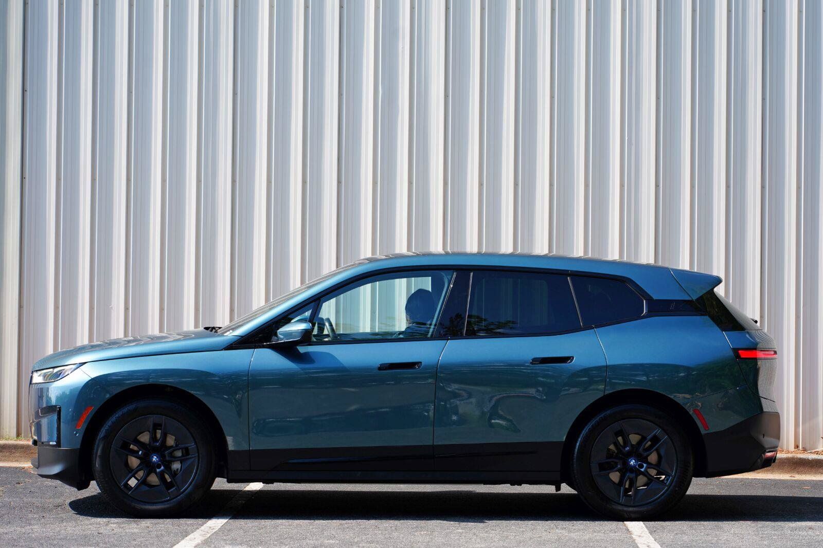 Used 2024 BMW iX xDrive50 w/ Convenience Package AWD/4WD image 52
