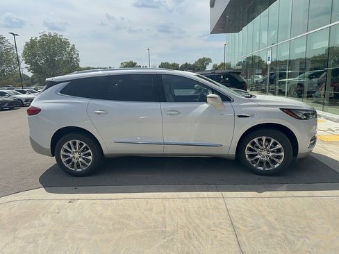 Used 2021 Buick Enclave Premium w/ Surround and Sites Package FWD image 1