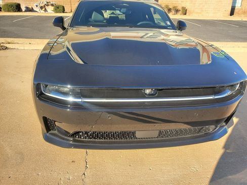 New 2025 Dodge Charger R/T w/ Plus Group image 9