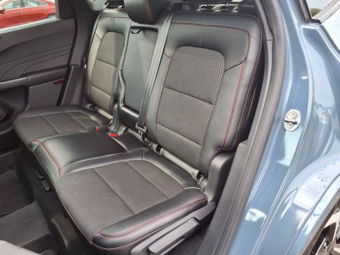 Certified 2024 Ford Escape ST-Line Select w/ Tech Pack #2 AWD/4WD image 9