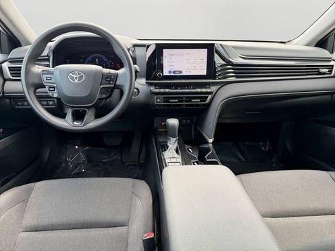 Used 2025 Toyota Camry LE FWD image 16