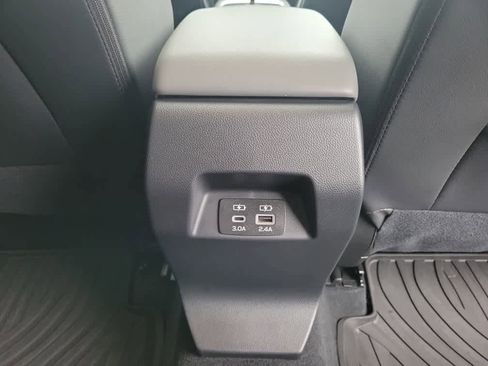 Used 2024 Subaru Crosstrek 2.0i Premium image 26