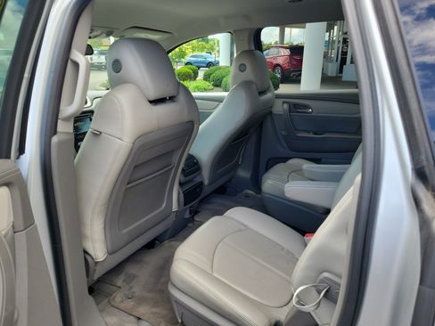 Used 2016 Chevrolet Traverse LT AWD/4WD image 13