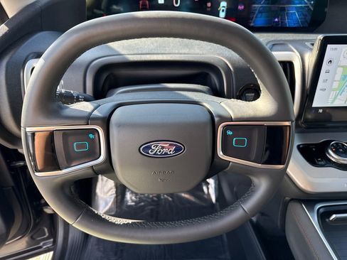 Certified 2025 Ford Expedition Max Active image 15