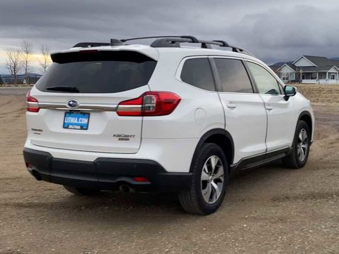 Used 2021 Subaru Ascent Premium w/ Convenience Package image 8