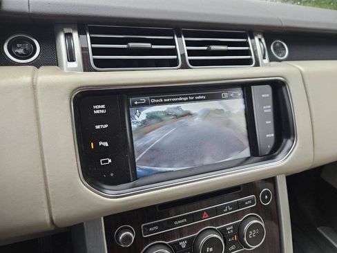 Used 2014 Land Rover Range Rover HSE AWD/4WD image 23
