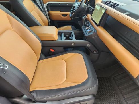 Used 2024 Land Rover Defender 130 X-Dynamic SE image 14