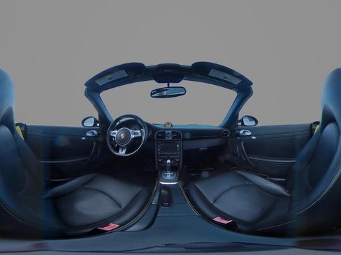 Used 2011 Porsche 911 Turbo S image 30