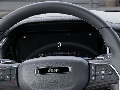 New 2026 Jeep Grand Cherokee Limited image 17