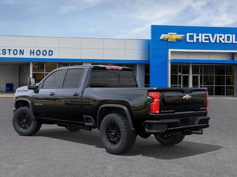 New 2026 Chevrolet Silverado 2500 ZR2 AWD/4WD image 3